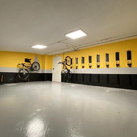 فندق جران بالباو بلباو المظهر الخارجي الصورة Bike garage